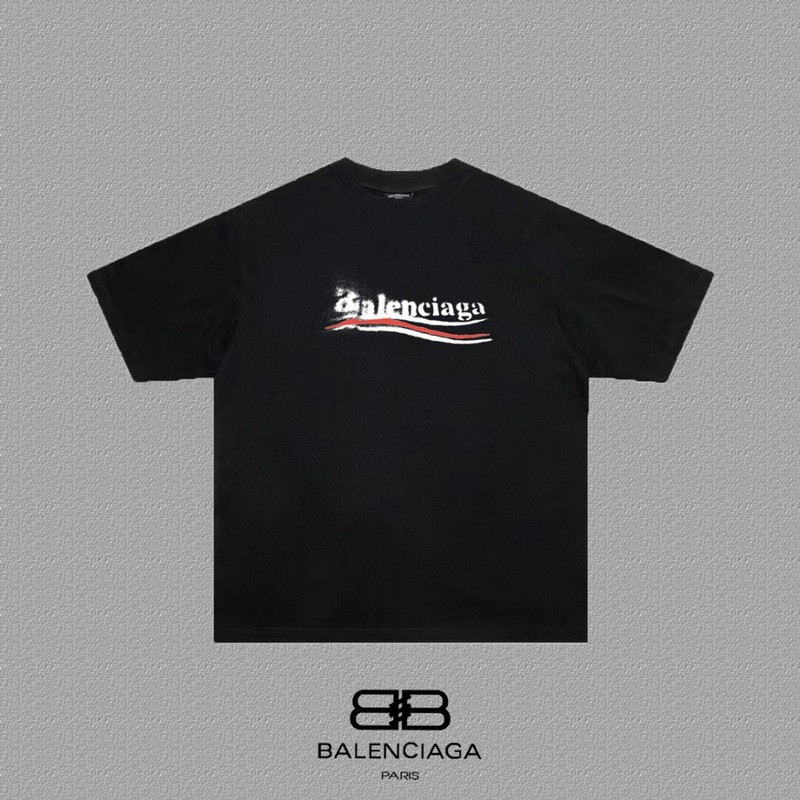 Ba1en*iaga clothes