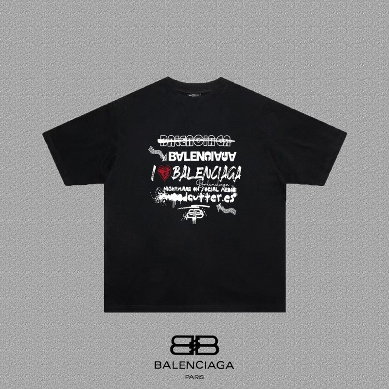 Ba1en*iaga clothes