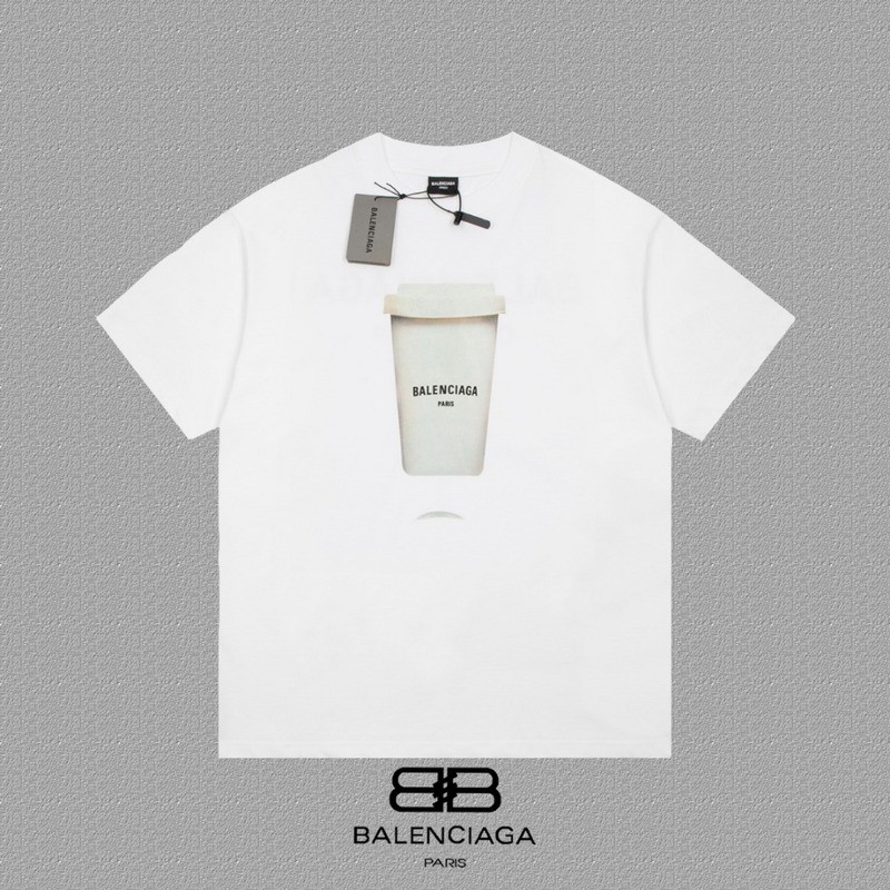 Ba1en*iaga clothes
