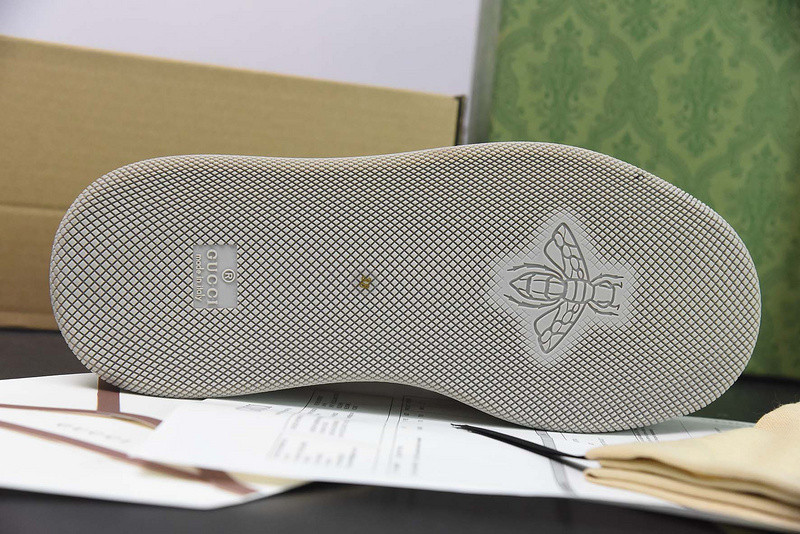 G*u*i sneaker