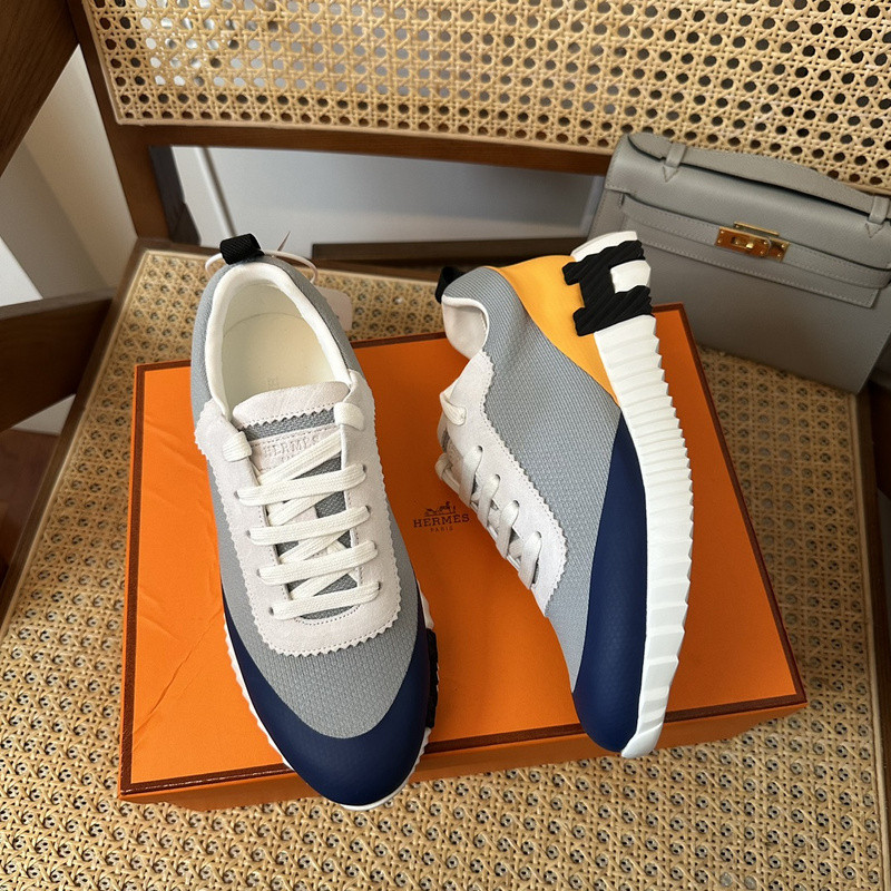 H**me5 sneaker