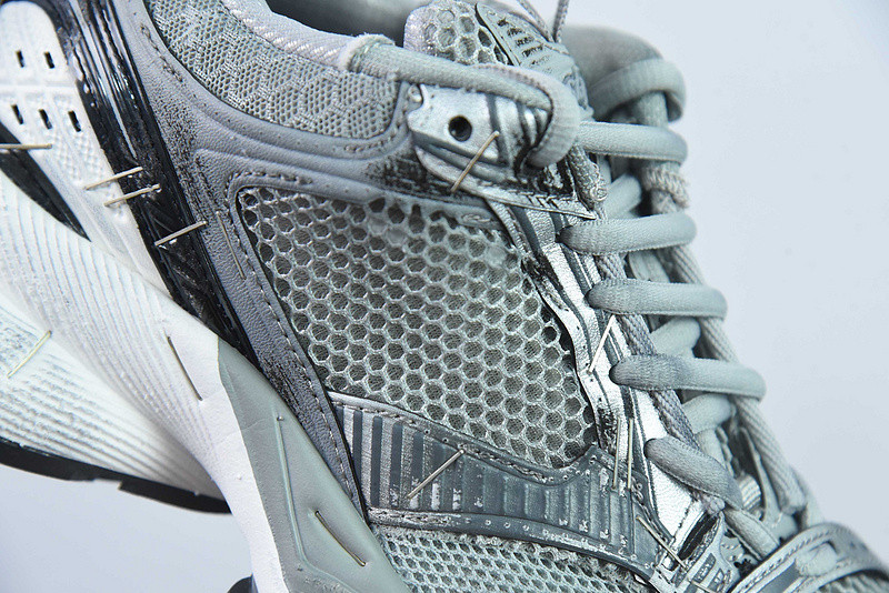 BC XL SNEAKERS