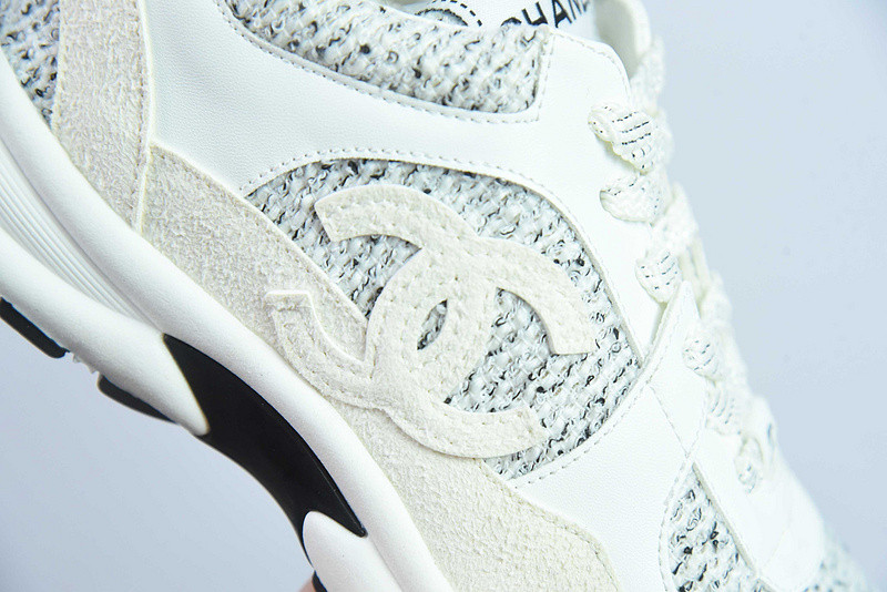 Ch**el sneaker