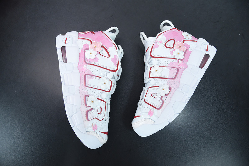 NIKE AIR MORE UPTEMPO 96 GS"WHITE/CHERRY BLOSSOMS