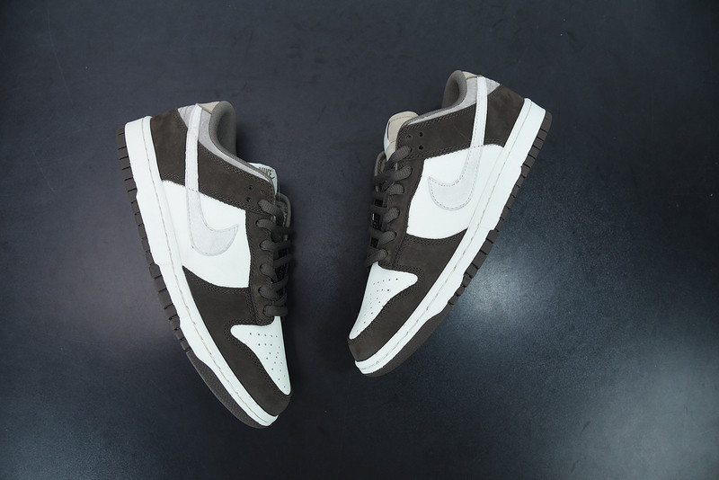 oT0mo katsuhiro x nike sb dunk low steamboy ost grey brown mocha lf0039-001