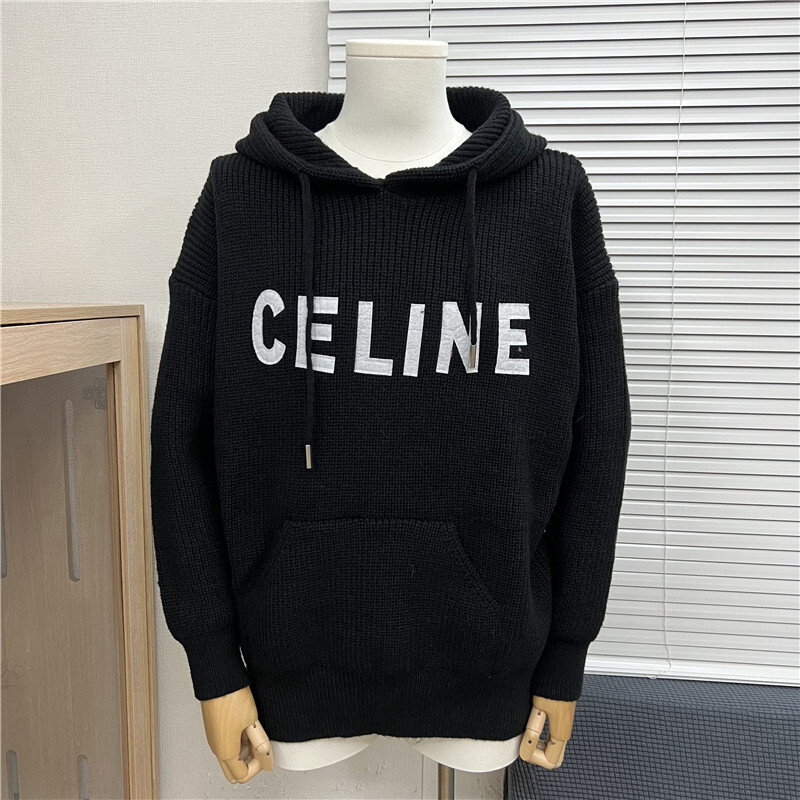 Ce1i*e clothes