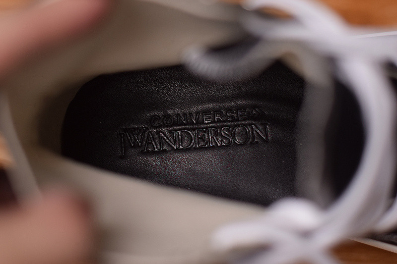 CONVERSE RUN STAR HIKE HI "BLACK" 164664C