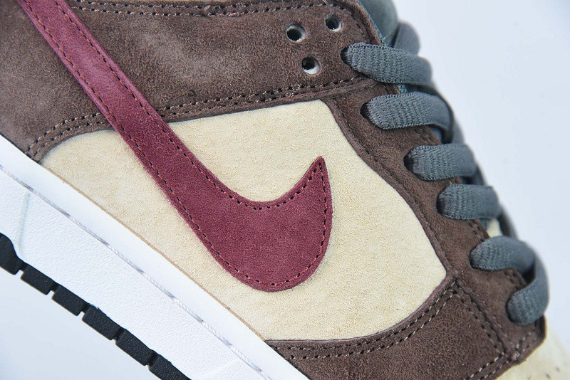 oT0mo katsuhiro x nike sb dunk low "steamboy ost" cv1026-053