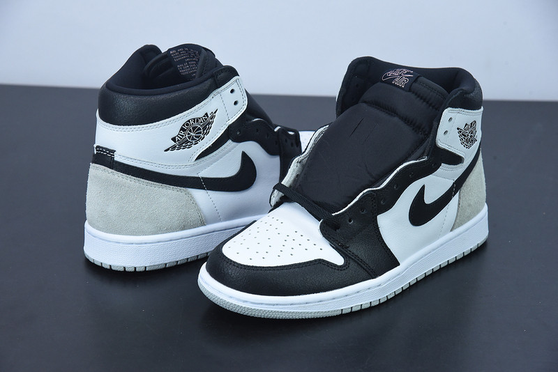 AIR JORDAN 1 HIGH OG “STAGE HAZE” 555088-108