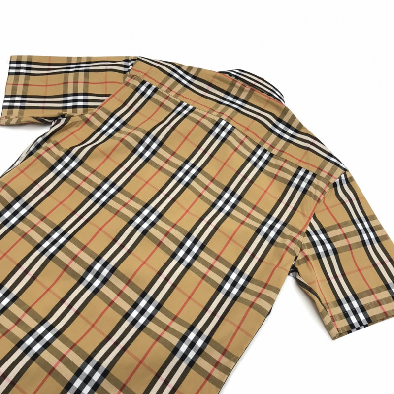 B**rry clothes