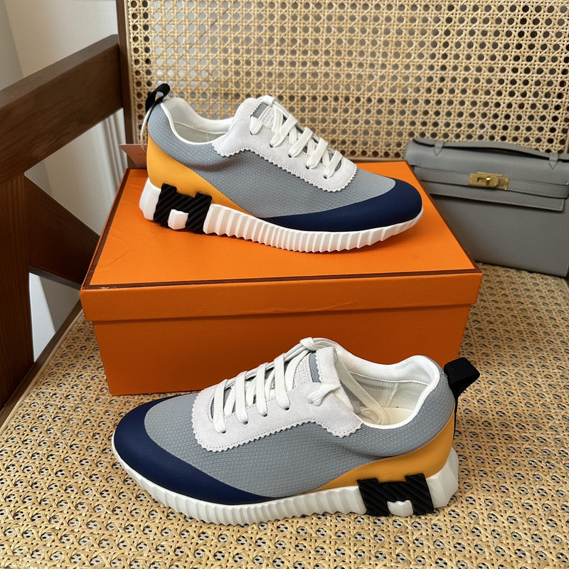 H**me5 sneaker