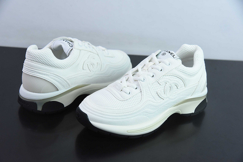 Ch**el sneaker