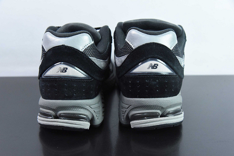 new Ba1an*e sneaker
