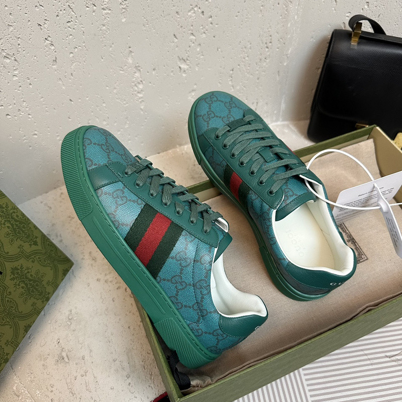 G*u*i sneaker