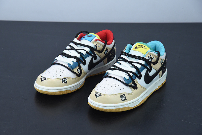 NIKE DUNK LOW SE "FREE .99“