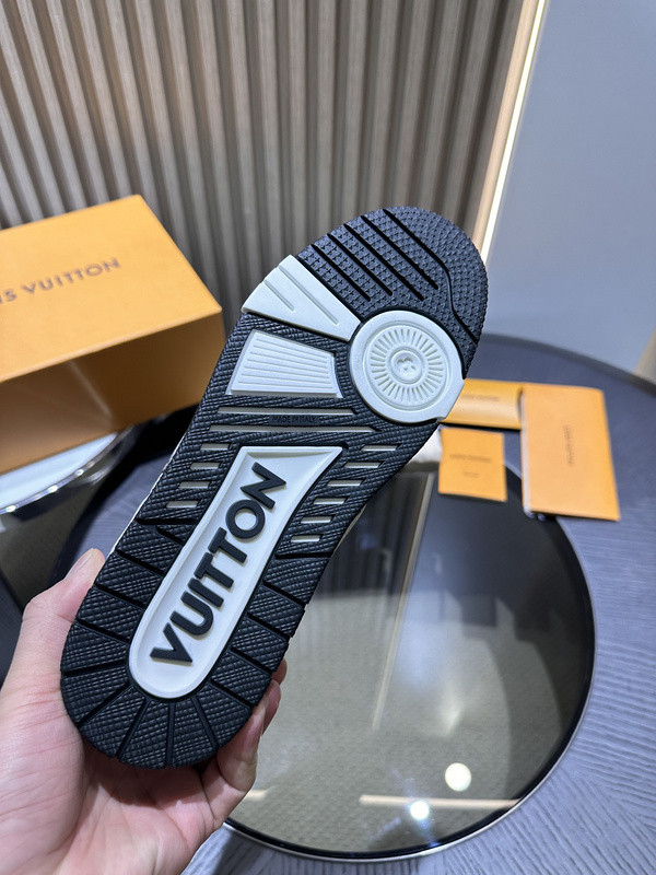LVT SNEAKERS