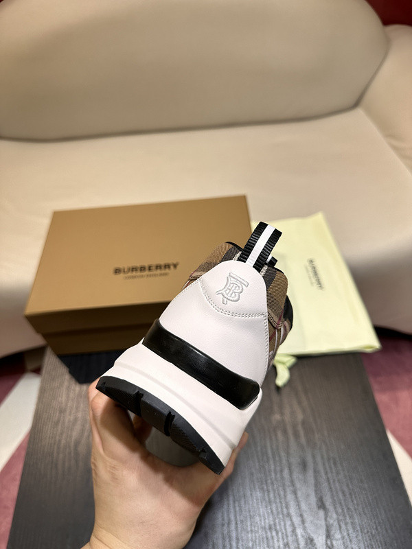 Bv*b*rry sneaker