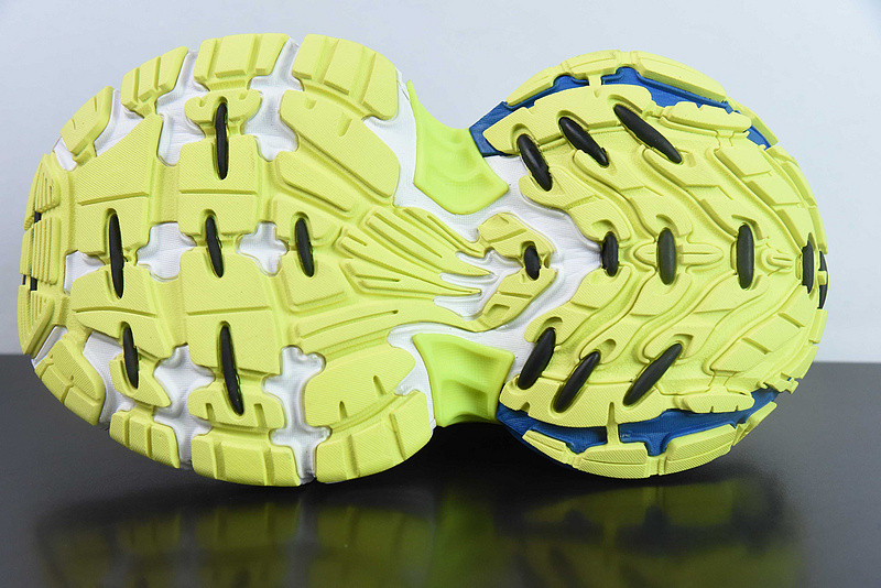 BC XL SNEAKERS