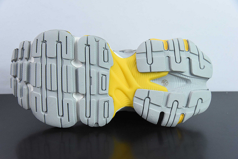 BC XL SNEAKERS