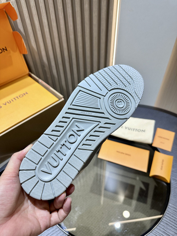 LVT SNEAKERS