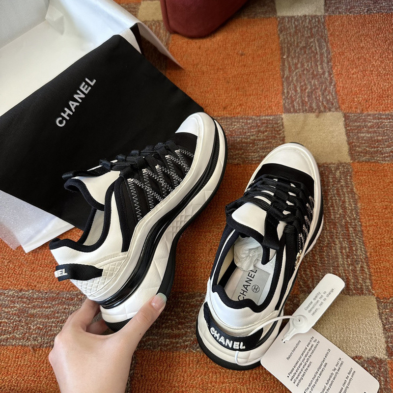 Ch**el sneaker