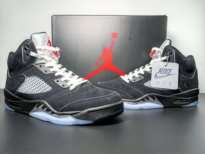 Air Jordan 5 “Black Metallic Reimagined” HF3975-001