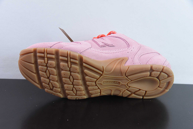 new Ba1an*e x m1um1u sneaker