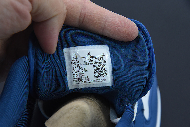 WMNS AIR JORDAN 1 LOW 
