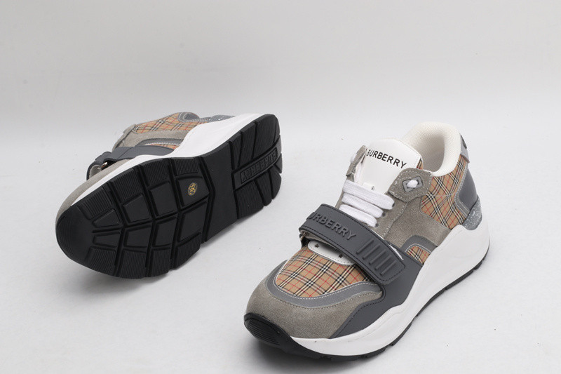 Bv*b*rry sneaker