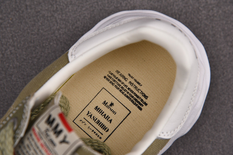 Ma*s*n mihara yasuhiro sneaker