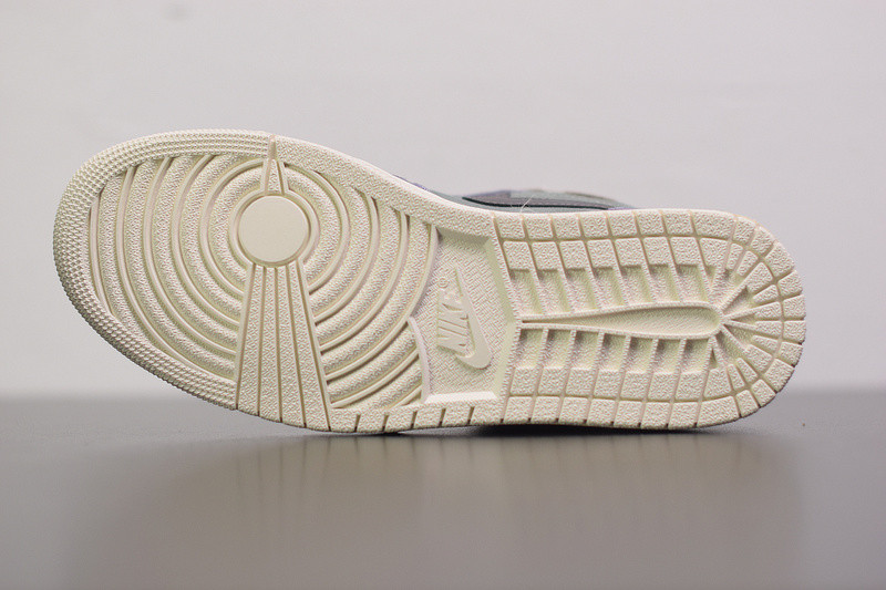 AIR JORDAN 1 MID 852542-203