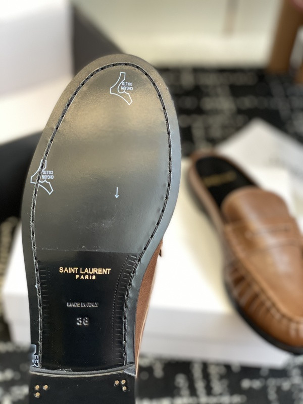Sa1nt Lau*nt sneaker