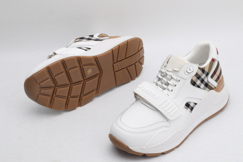 Bv*b*rry sneaker