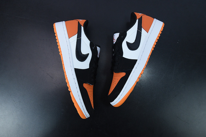 AIR JORDAN 1 LOW GOLF