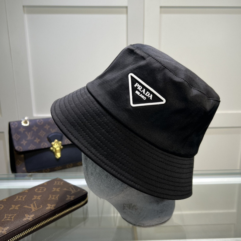 Pra*a hat