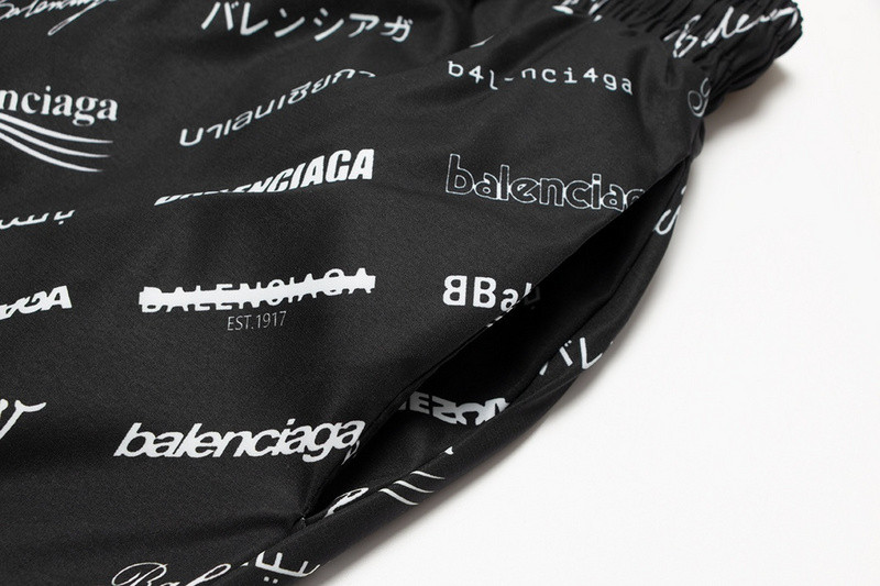 Ba1en*iaga clothes