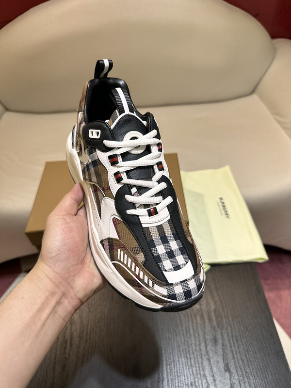 Bv*b*rry sneaker