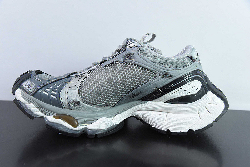 BC XL SNEAKERS