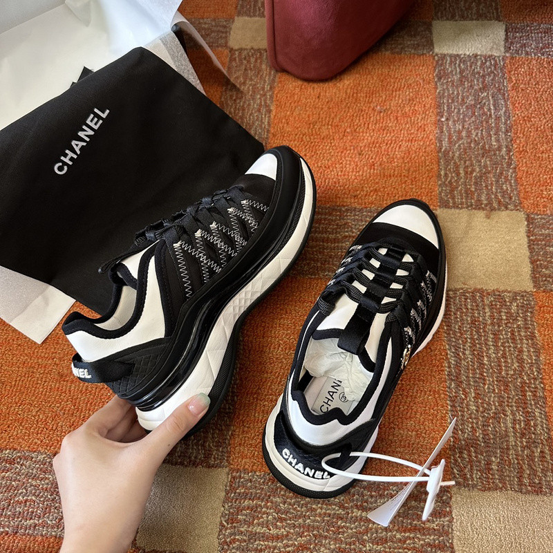 Ch**el sneaker