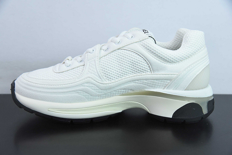 Ch**el sneaker