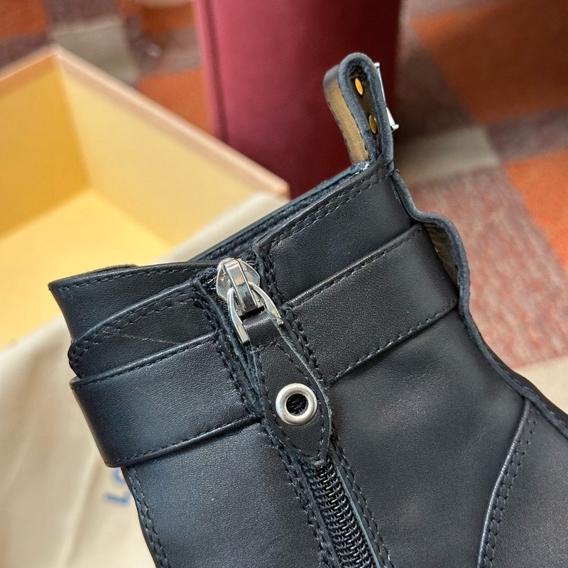 LVT BOOTS