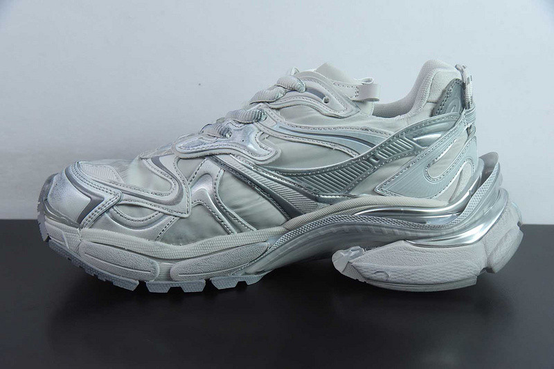 Ba1en*iaga runner sneaker