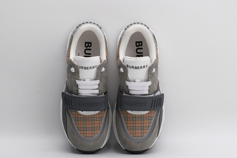 Bv*b*rry sneaker