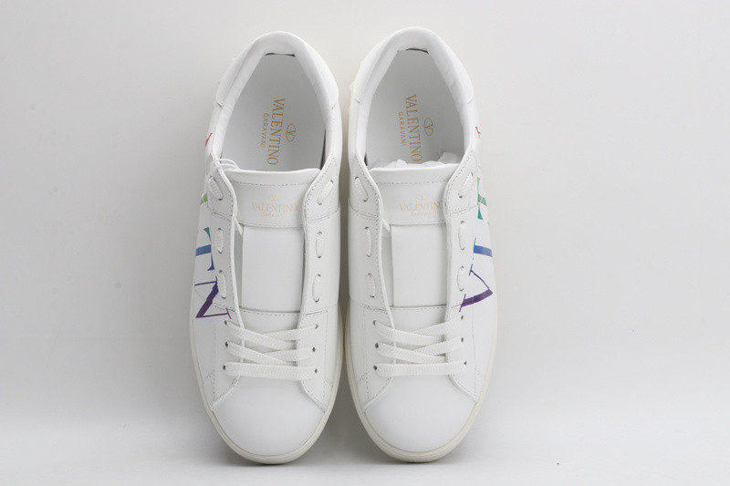 Va1e*ntin0 garavani sneaker