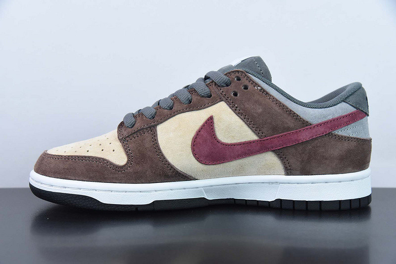oT0mo katsuhiro x nike sb dunk low "steamboy ost" cv1026-053