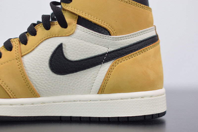 AIR JORDAN 1 RETRO HIGH ROOKIE OF THE YEAR 555088-700