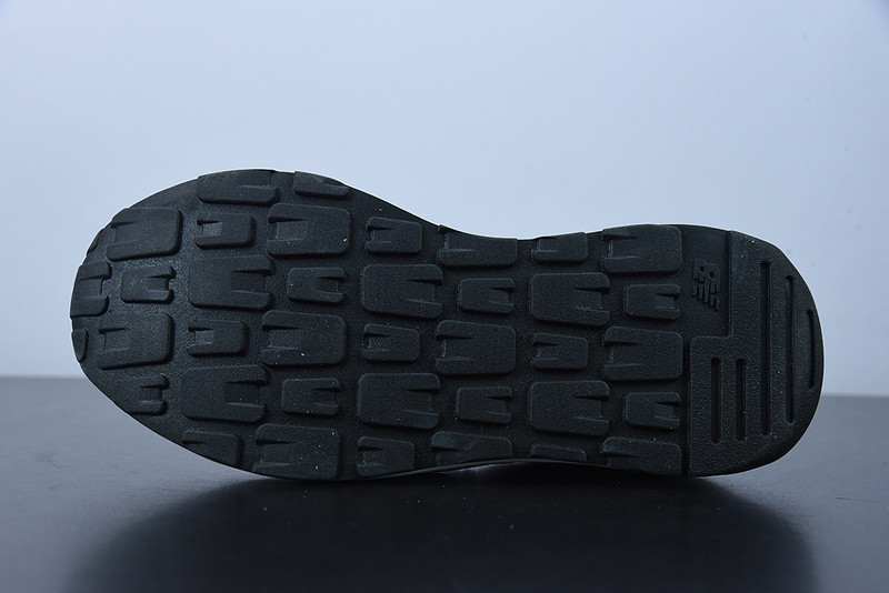 new Ba1an*e sneaker mr993 bk