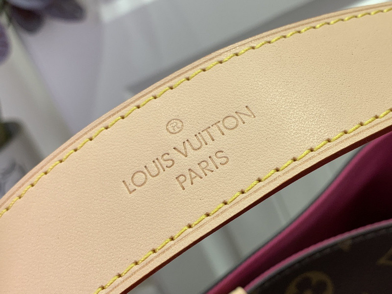LVT PURSE