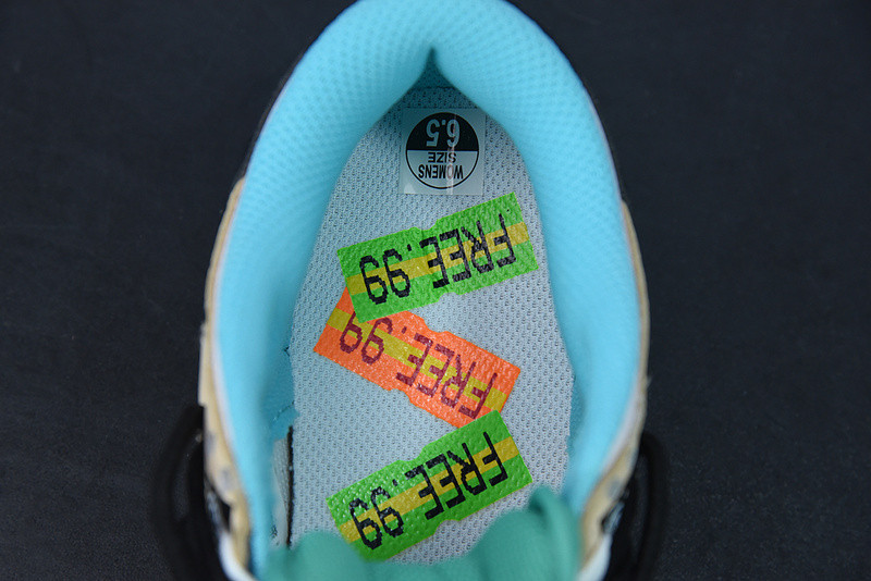 NIKE DUNK LOW SE "FREE .99“