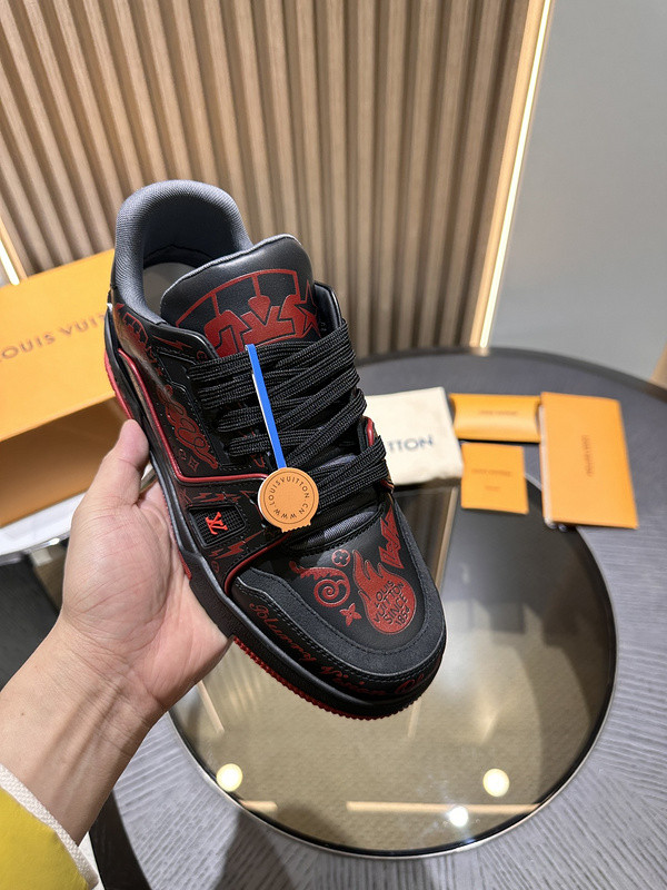 LVT SNEAKERS